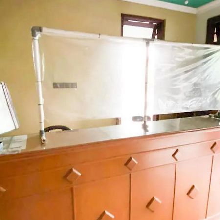 Hotel Shabine Rungkut Mitra Reddoorz Surabaya Dış mekan fotoğraf